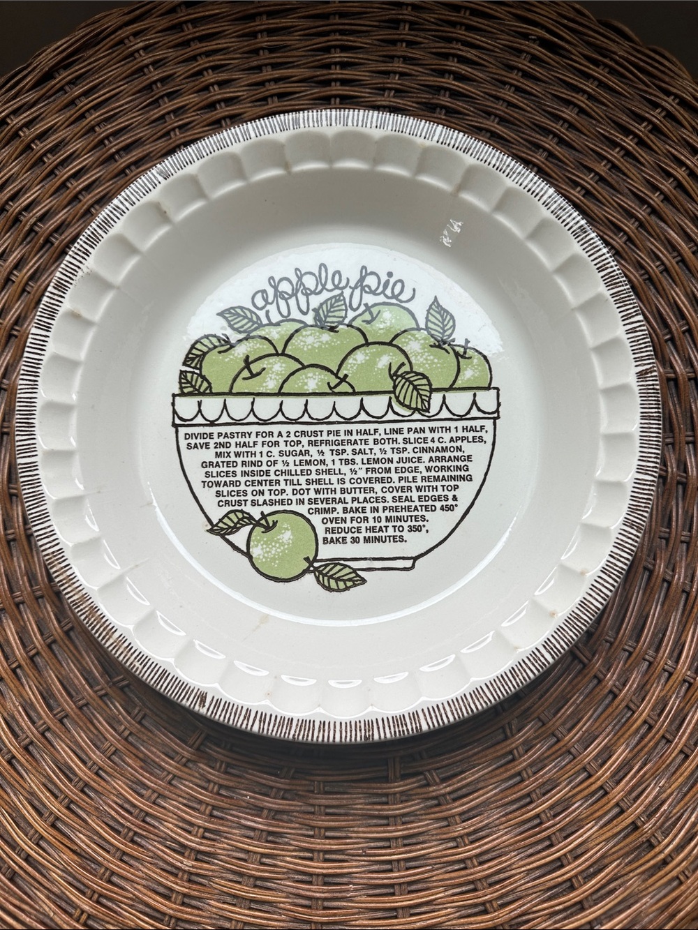 Vintage 1983 Royal China Jeannette Apple Pie Recipe Plate 11” Deep Dish